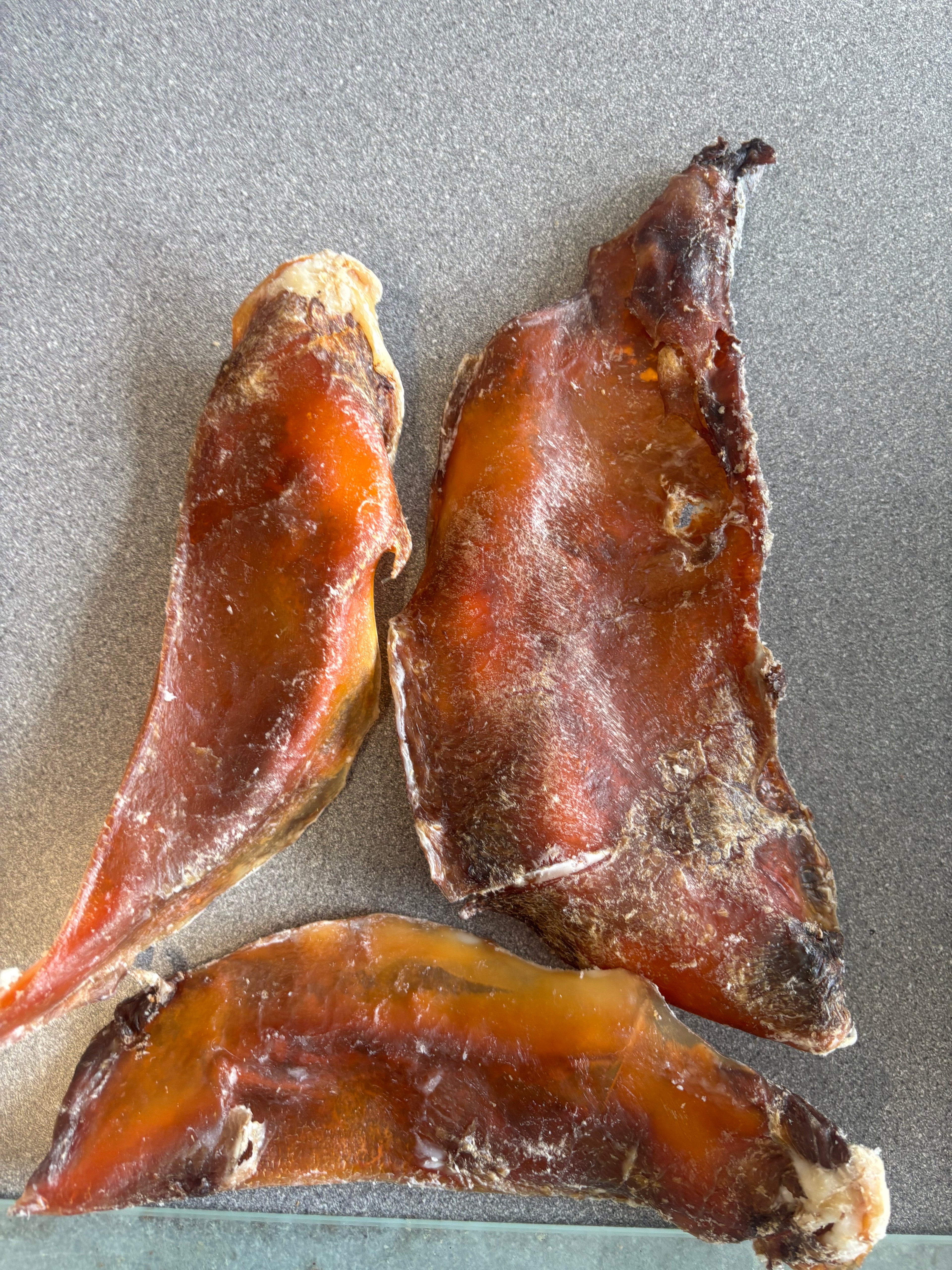 1 piece moon bone (cartilage) chew